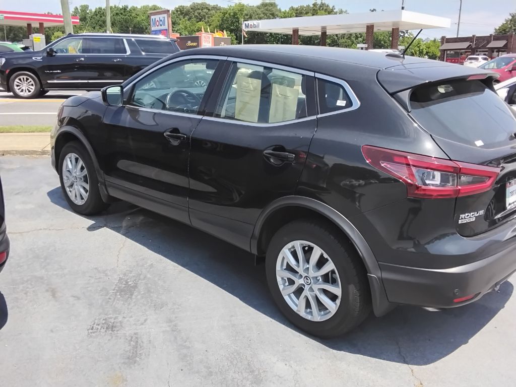 2021 Nissan Rogue Sport S