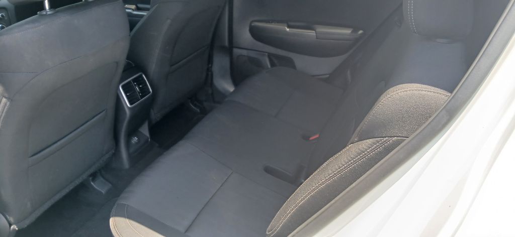 2021 Kia Sportage LX - Photo 6