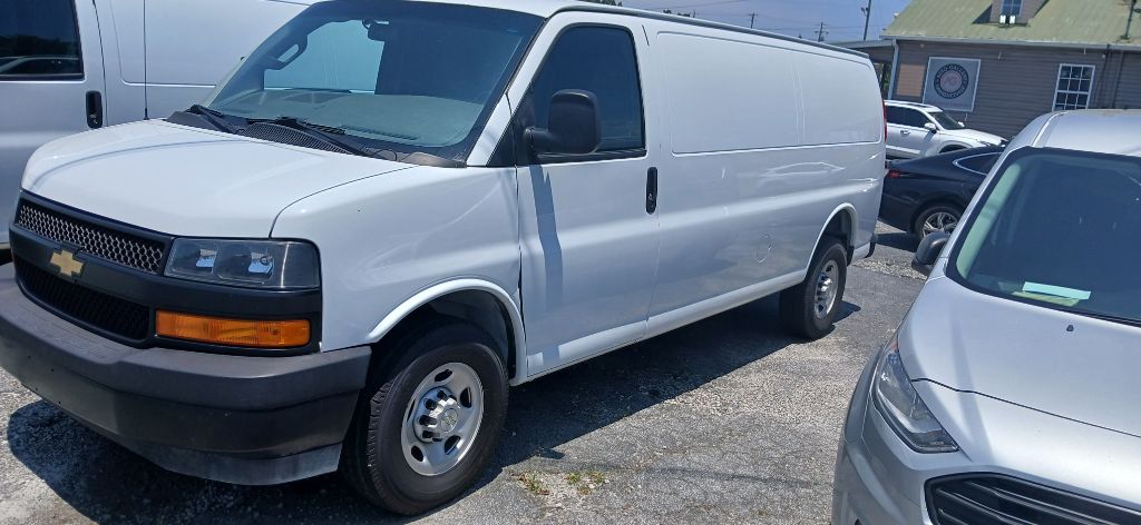 2022 Chevrolet Express Cargo